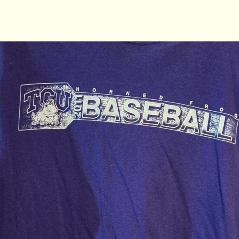 Vintage TCU Baseball T-Shirt Mens Large Purple Good Gildan HC